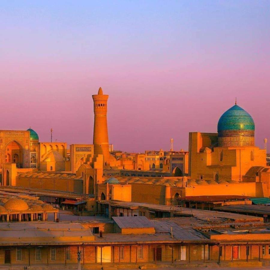 Uzbegim Family Guest House Бухара Екстериор снимка