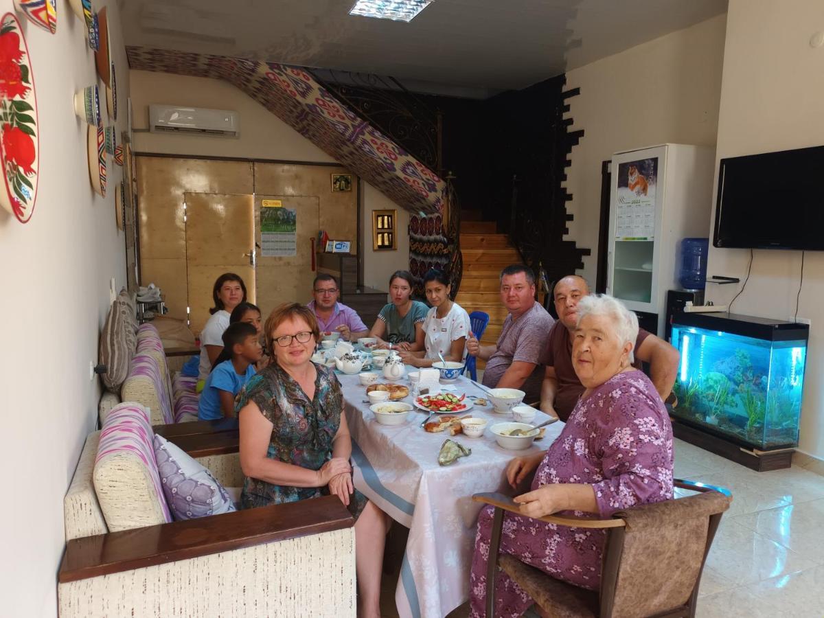 Uzbegim Family Guest House Бухара Екстериор снимка