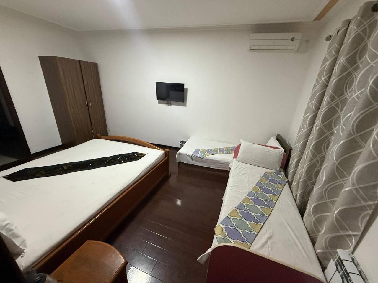 Uzbegim Family Guest House Бухара Екстериор снимка